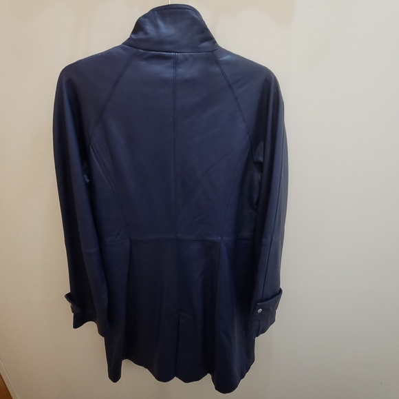 Genuine leather coat - Picture 8 of 16